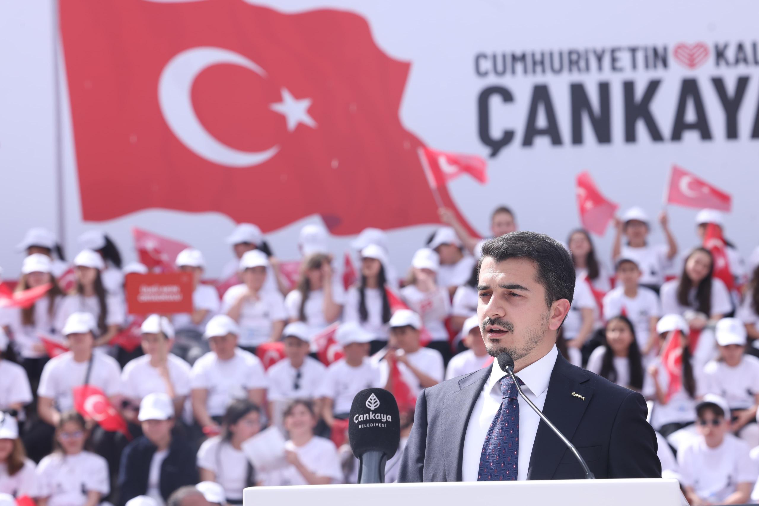 ÇANKAYA’DA 23 NİSAN ULUSAL EGEMENLİK VE ÇOCUK BAYRAMI COŞKUYLA KUTLANDI