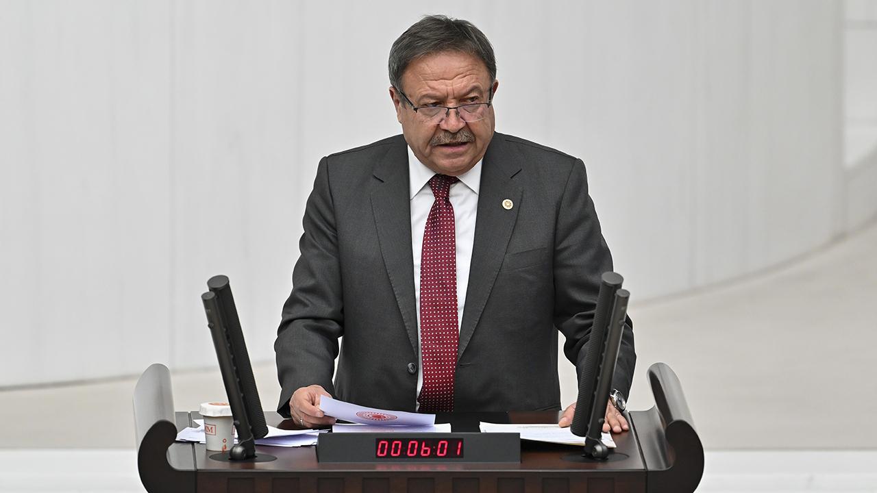İYİ Parti Ankara Milletvekili Yüksel Arslan, Mecliste yaptığı konuşmada Ak Parti hükümetini ve Türkiye’deki sendikalcılık sistemini eleştirdi..