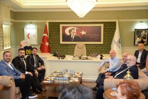 Ümit Özdağ Kahramankazan’ı ziyaret etti
