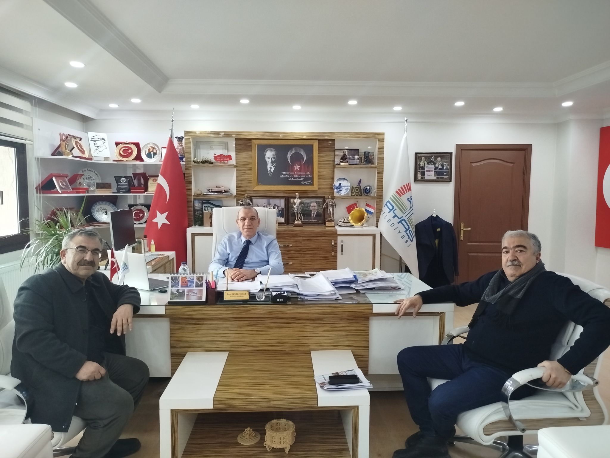 Ayaş Belediye Başkanı İzzet Demircioğlu başarılı çalışmaları ile dikkat çekiyor