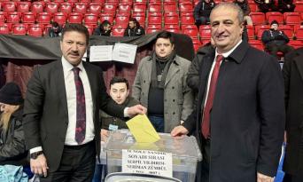 Ankara Servisciler Odası’nda İlyas Aktürk seçimi kazandı